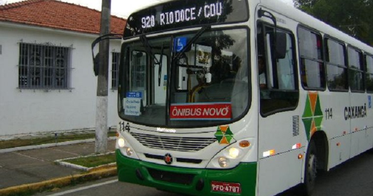 Ônibus Rio Doce/ CDU. 